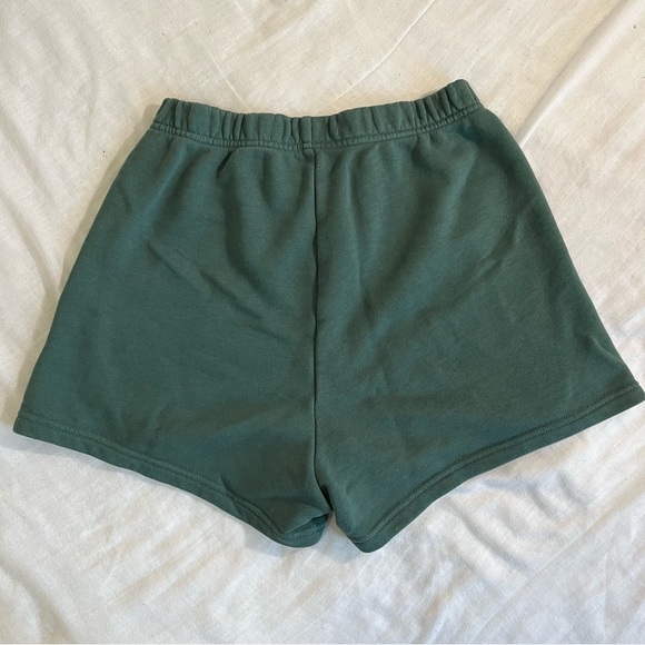 Tna Sweatshort - Picture 2 of 3